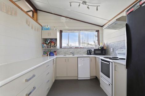 Photo of property in 24a Barnard Road, Fairy Springs, Rotorua, 3015