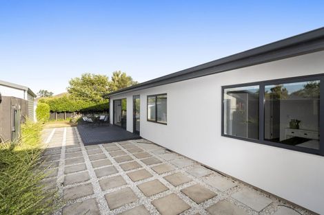 Photo of property in 2/18 Lamorna Road, Parklands, Christchurch, 8083