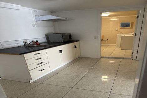 Photo of property in 113 Akaroa Drive, Maupuia, Wellington, 6022