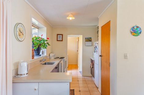 Photo of property in 31 Raukawa Street, Otaki, 5512