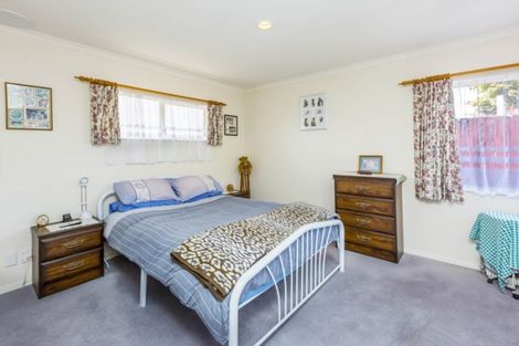 Photo of property in 43a Sheridan Crescent, Trentham, Upper Hutt, 5018