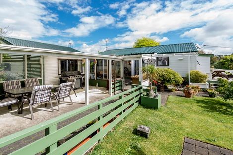 Photo of property in 237 Awa Road, Kumeu, 0891