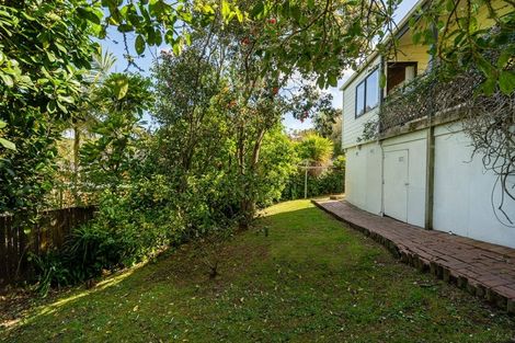 Photo of property in 5/8 West Lynn Road, Titirangi, Auckland, 0604