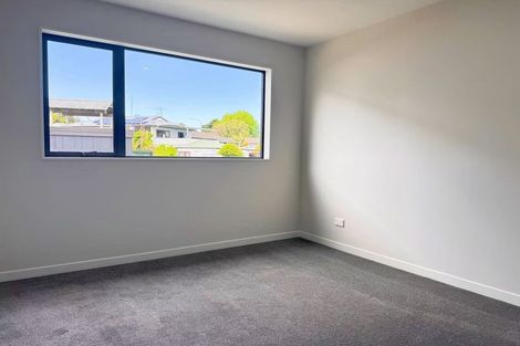 Photo of property in 95c Oreil Avenue, West Harbour, Auckland, 0618
