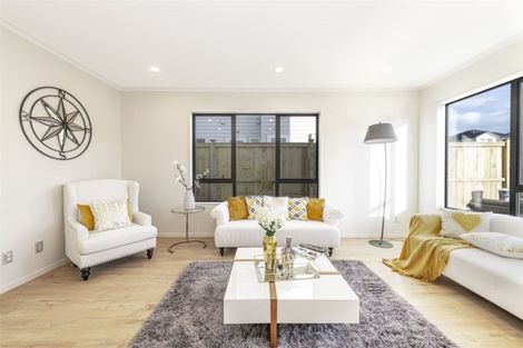 Photo of property in 54 Tir Conaill Avenue, Flat Bush, Auckland, 2019