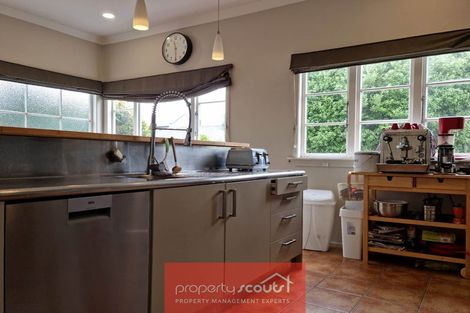 Photo of property in 19 Beach Street, Fitzroy, New Plymouth, 4312