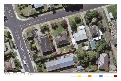 Photo of property in 3 Kaikoura Street, Henderson, Auckland, 0612
