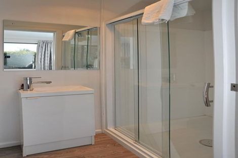 Photo of property in 402 Ilam Road, Bryndwr, Christchurch, 8053