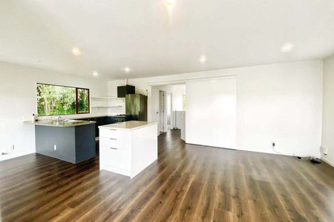 Photo of property in 11b Langana Avenue, Browns Bay, Auckland, 0630