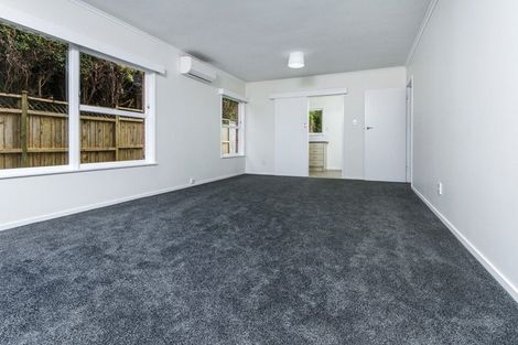 Photo of property in 4/11 Evelyn Place, Hillcrest, Auckland, 0627
