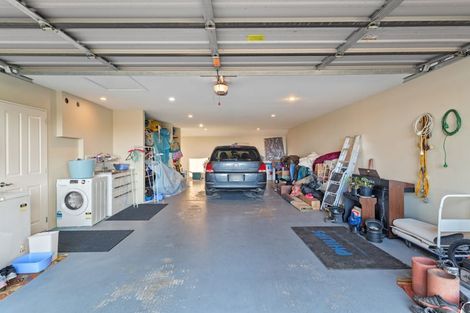 Photo of property in 41 Highcrest Heights, Westmorland, Christchurch, 8025