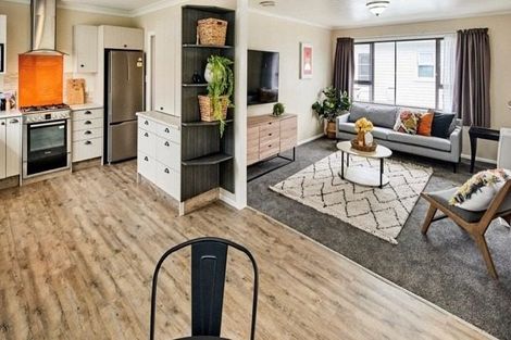 Photo of property in 74 Wainuiomata Road, Wainuiomata, Lower Hutt, 5014