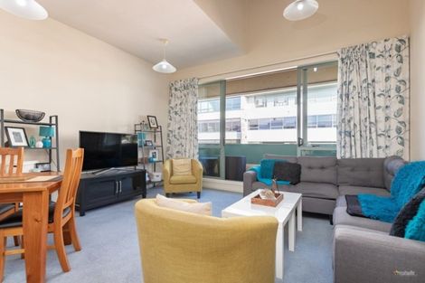 Photo of property in Metro Apartments, 5/220 Thorndon Quay, Pipitea, Wellington, 6011