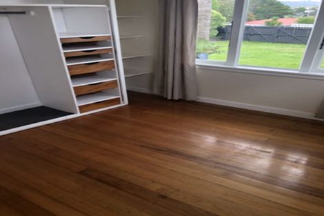 Photo of property in 82 Rosier Road, Glen Eden, Auckland, 0602