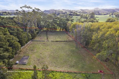 Photo of property in 1184 Kahikatea Flat Road, Waitoki, Kaukapakapa, 0871