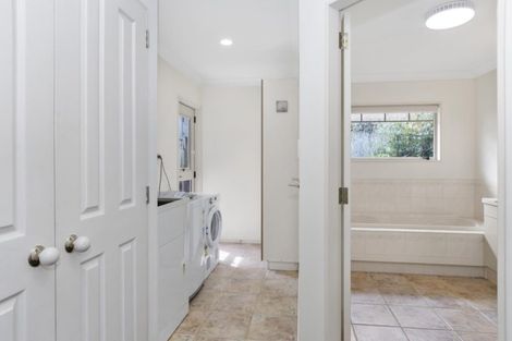 Photo of property in 15 Rochester Place, Bethlehem, Tauranga, 3110