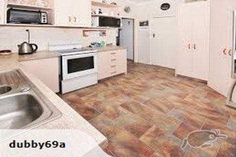 Photo of property in 20 Johnston Street, Featherston, 5710