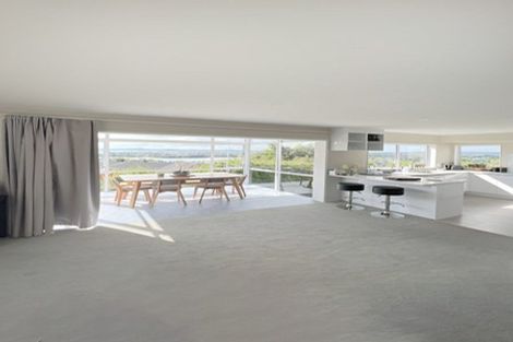 Photo of property in 83 Luckens Road, West Harbour, Auckland, 0618