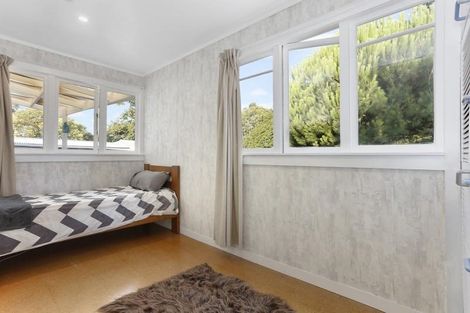 Photo of property in 124 Glendale Road, Glen Eden, Auckland, 0602