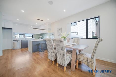 Photo of property in 22 Laquinta Place, Flat Bush, Auckland, 2019