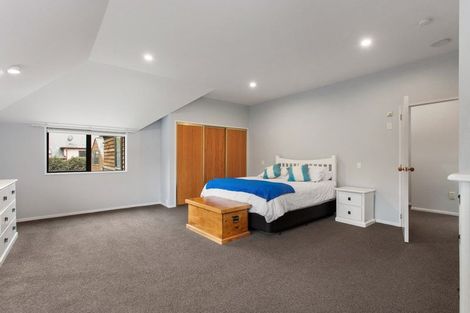 Photo of property in 7 Glandovey Road, Fendalton, Christchurch, 8052