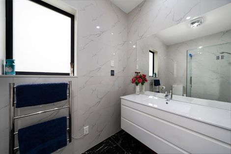 Photo of property in 145 Matua Road, Huapai, Kumeu, 0810