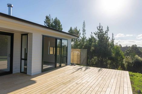 Photo of property in 1235 East Coast Road, Redvale, Albany, 0794