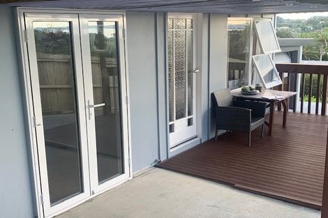 Photo of property in 32 Stanmore Bay Road, Stanmore Bay, Whangaparaoa, 0932