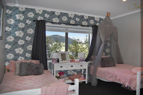 Photo of property in 9 Mountain Road, Kaiwaka, 0587