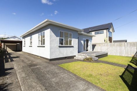Photo of property in 20 Princes Street, Fitzroy, New Plymouth, 4312