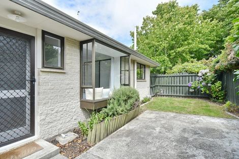 Photo of property in 1/20 Montclare Avenue, Ilam, Christchurch, 8041