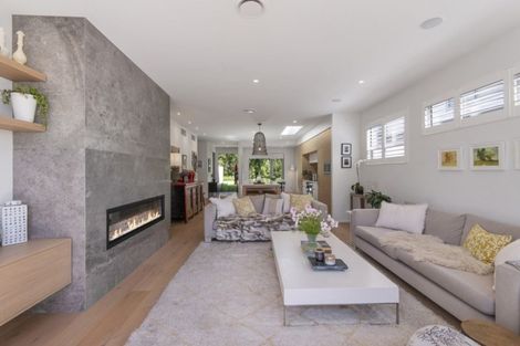 Photo of property in 49b Mcdougall Avenue, St Albans, Christchurch, 8014