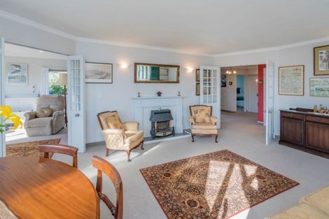 Photo of property in 6 Cranbrook Grove, Waikanae, 5036