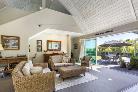 Photo of property in 107 Hill View Drive, Acacia Bay, Taupo, 3385
