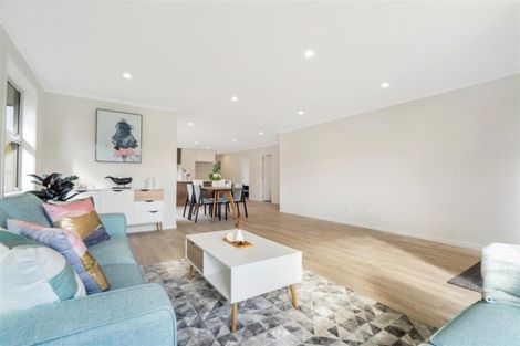 Photo of property in 11 Lusitano Drive, Karaka, Papakura, 2113