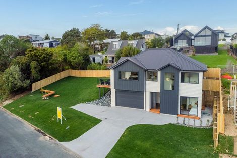 Photo of property in 12a Walbrook Road, Manly, Whangaparaoa, 0930