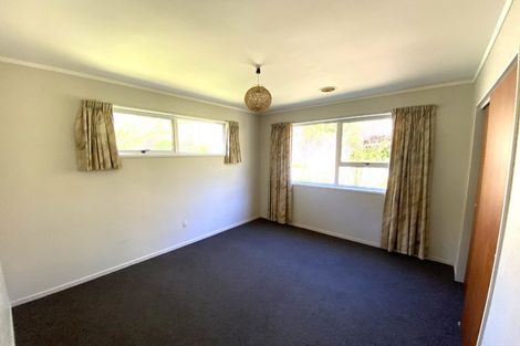 Photo of property in 15 Fyvie Avenue, Tawa, Wellington, 5028
