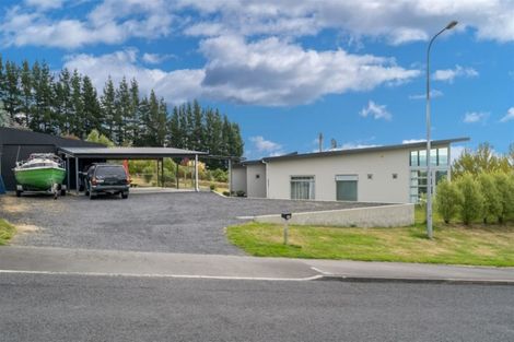 Photo of property in 17 Fairmile Drive, Kinmont Park, Mosgiel, 9024