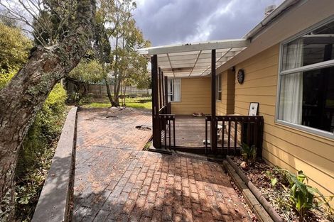 Photo of property in 80 Dundale Avenue, Blockhouse Bay, Auckland, 0600