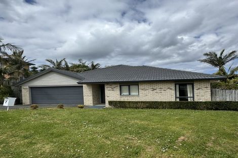 Photo of property in 7 Luna Place, Henderson, Auckland, 0612
