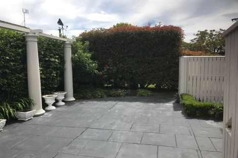 Photo of property in 60 Hamilton Avenue, Ilam, Christchurch, 8041