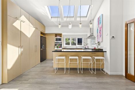 Photo of property in 9 Hawthorne Street, Strowan, Christchurch, 8052