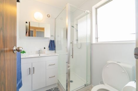 Photo of property in 116 Taylor Terrace, Tawa, Wellington, 5028