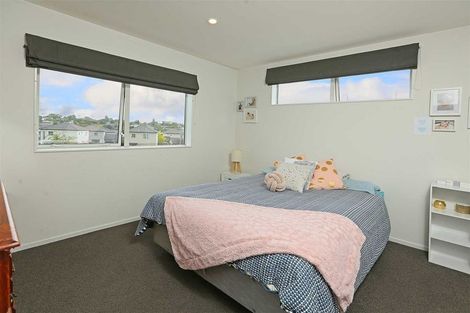 Photo of property in 27 Apple Orchard Way, Sunnyvale, Auckland, 0612