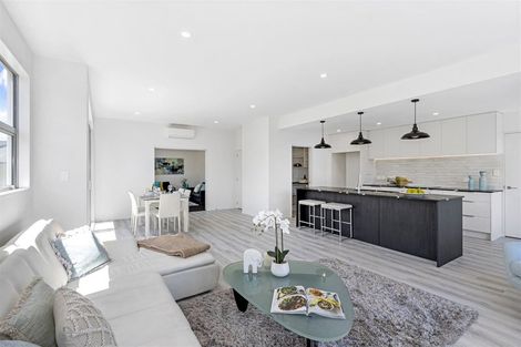 Photo of property in 16 Dynes Road, Rolleston, 7615