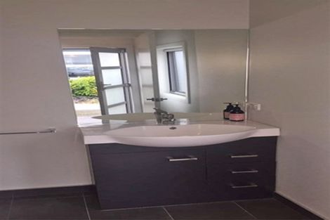 Photo of property in 3 Templeton Street, Albert Town, Wanaka, 9305