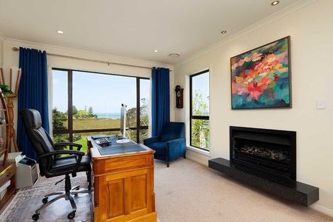 Photo of property in 44a Bannings Way, Hobsonville, Auckland, 0618