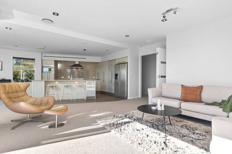 Photo of property in 8 Quarry Hill Terrace, Kennedys Bush, Christchurch, 8025