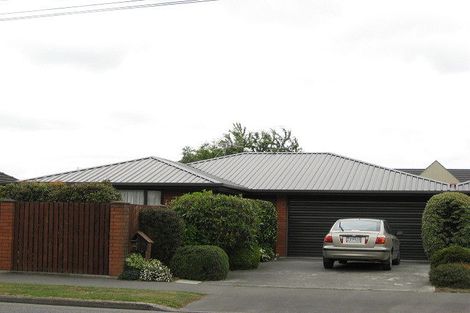 Photo of property in 2/84 Withells Road, Avonhead, Christchurch, 8042