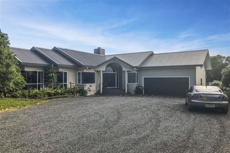 Photo of property in 216 Oaia Road, Muriwai, Waimauku, 0881